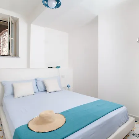 Casa Schiattarella Capri-3