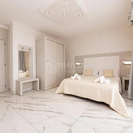 Riviera Luxury Rooms-2