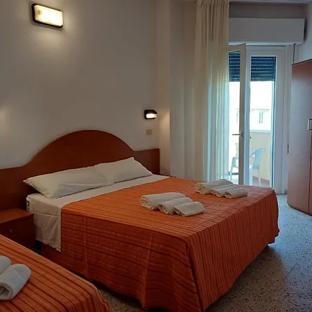 Hotel Delfino Riccione-2