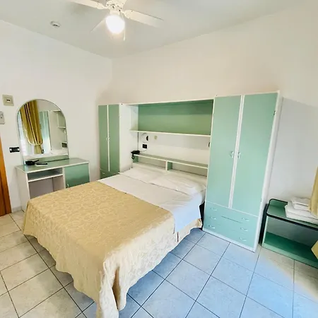 Hotel Marina-2
