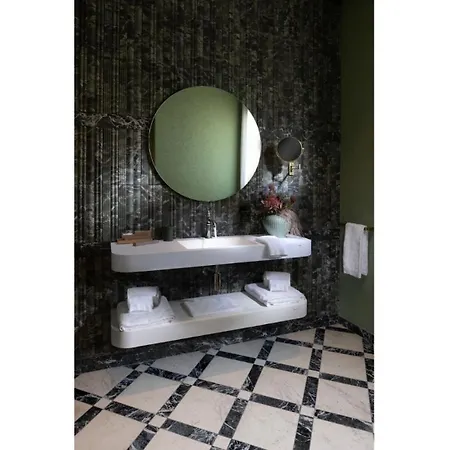 Casa Miranda Boutique-3