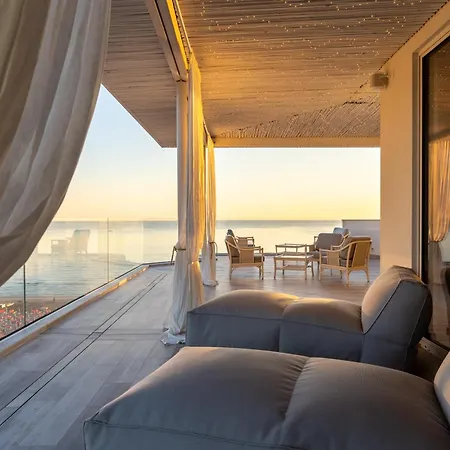 Riviera Hotel-3