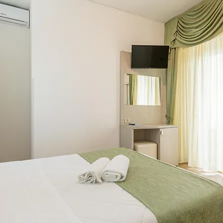 Hotel Corinna-2