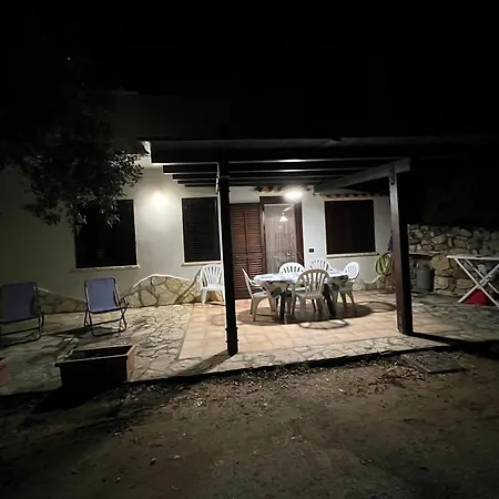 Blunda Holiday Home-3