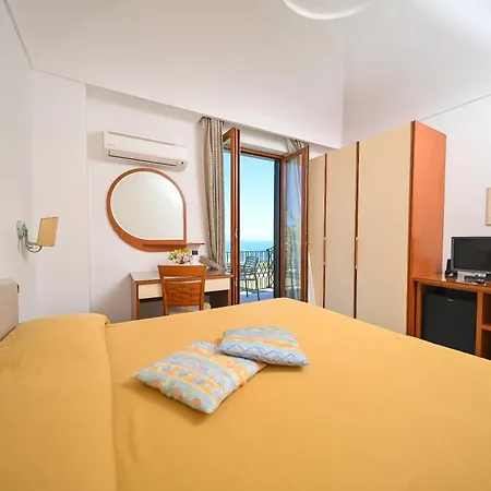 La Capannina - Hotel & Apartments-2