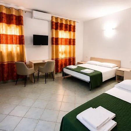 Albergo Villamarina-3