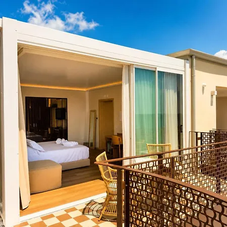 Beach Hotel Terracotta-2