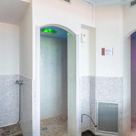 Hotiday Room Collection - Alassio Centro-3