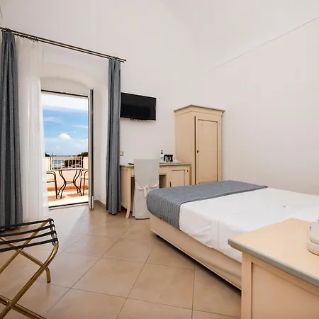 Hotel Boutique Il Castellino Relais-2