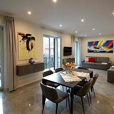 Casa Vacanze Residence Ideale Suites And Apartments-2