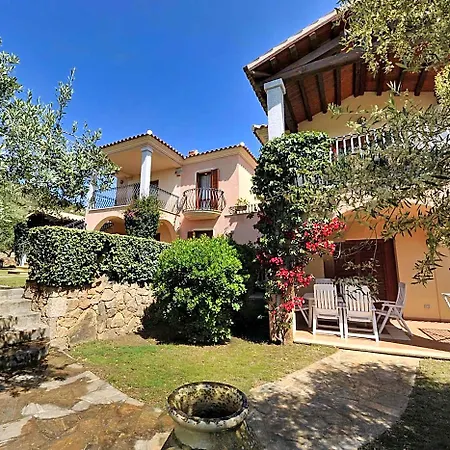 Iss Travel, L'Uddastru Panoramic Apartments - With Private Outdoor Terrace-2