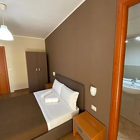 Nick & Santo'S Holiday Homes-2