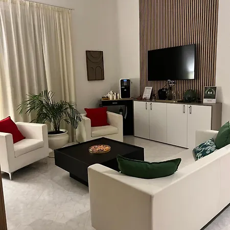 Tiziana'S House-2