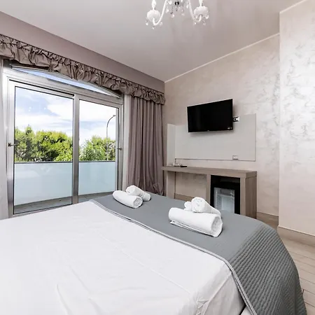 Hotel Aurora-2