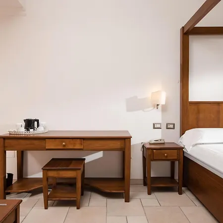 Hotel Boutique Il Castellino Relais-3