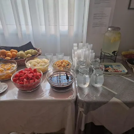 Hotel Jana - Top Breakfast-3