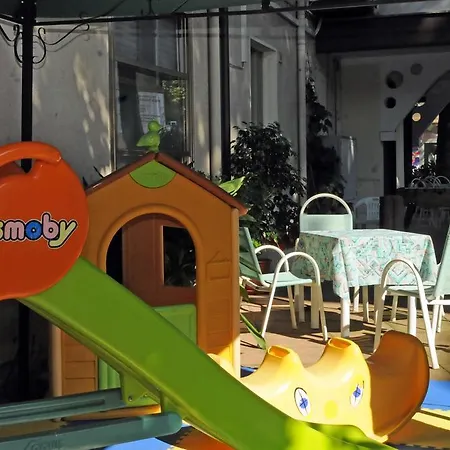 Hotel Flora-2