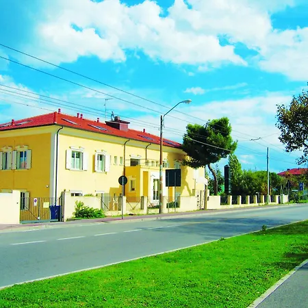 Residenza sul Mare Villa Margherita - Il Lupo Affitta-2