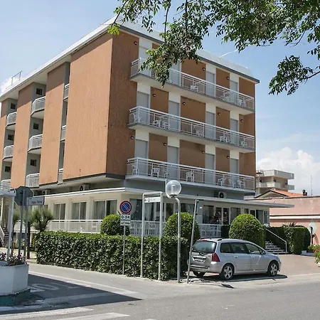 Hotel Heaven-3