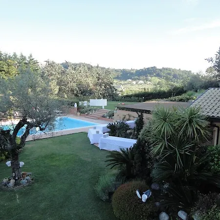 Villa Zagara Luxury Bed And Breakfast-2