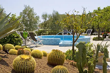 Hotel Villa Miralisa-3