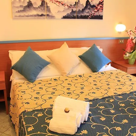 Hotel Paradise-3