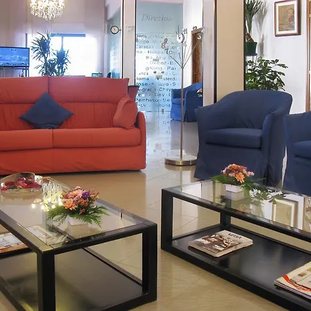 Hotel Ciondolo D'Oro 5 minuti da Rimini Fiera CON PARCHEGGIO INCLUSO-2