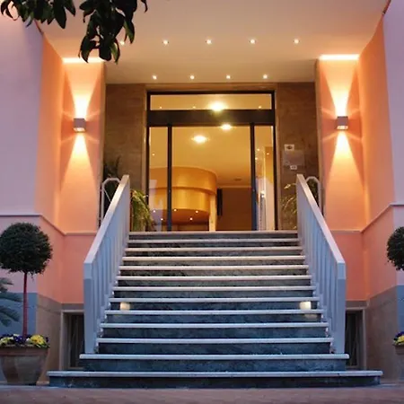 Hotel Napoleon-3