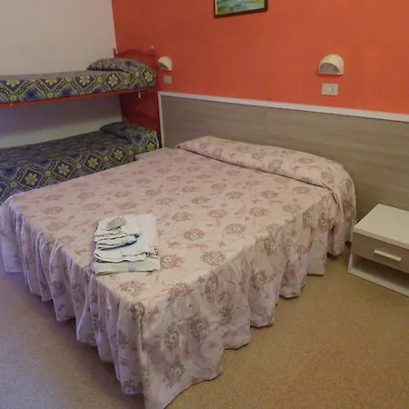 Consul Hotel-2