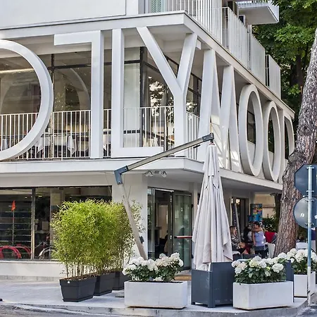 Hotel Hollywood Convenzionato Aquafan-2