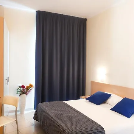 Hotel Fantasy-3