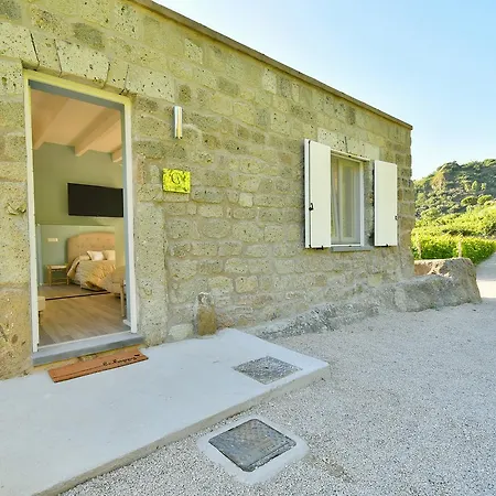 Tenuta C'est la Vie-2