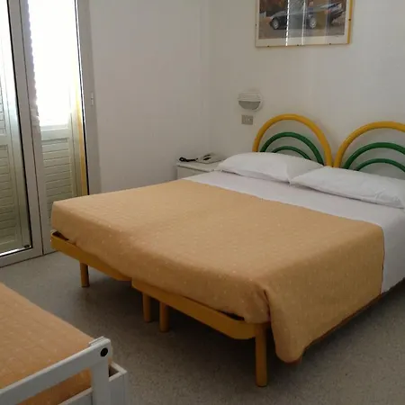 Hotel Vienna-2