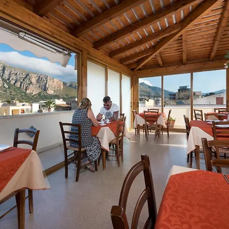 Hotel Halimeda-3