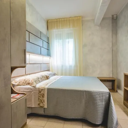 Hotel Deborah-2