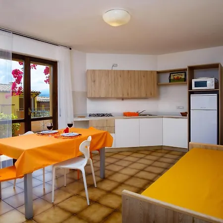 Residence Appartamenti Caffarena-3