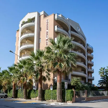 Residence Torre Del Mar-2