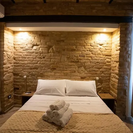 AL 54 Accommodation-3