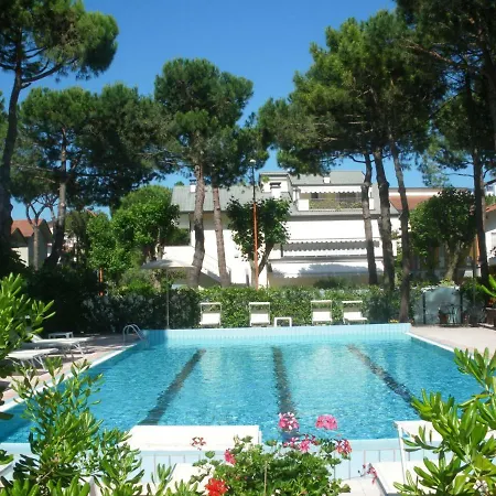 Hotel Ascot-3