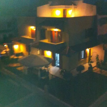 Villa dei Cedri-3