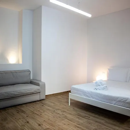Dora'S Room-3