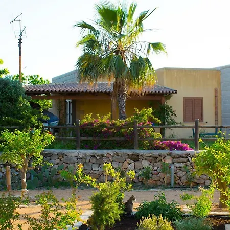Le Suites Del Carrubo-2
