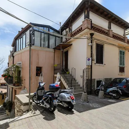 Sweet Taormina Apartment-3