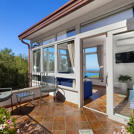Amore Rentals - Villa Bianca-2