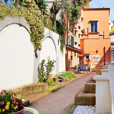 Il Borghetto Apartments&Rooms-3