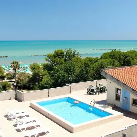 Hotel Nel Pineto-2