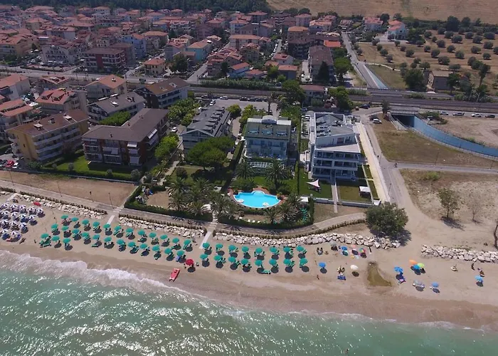 Hotel Ambasciatori Pineto