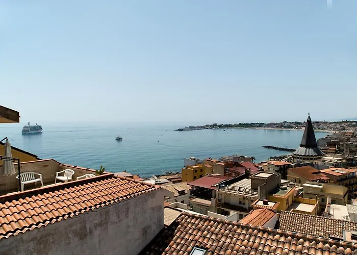 Nick & Santo'S Holiday Homes Giardini Naxos
