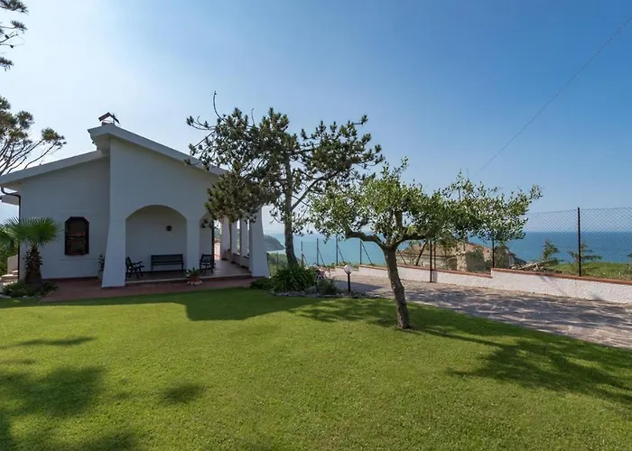 RIPARI DI GIOBBE 6&2, Emma Villas Ortona