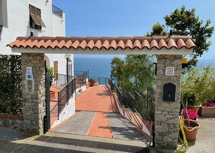 Hotel Sotto le stelle ...il mare Pietra Ligure